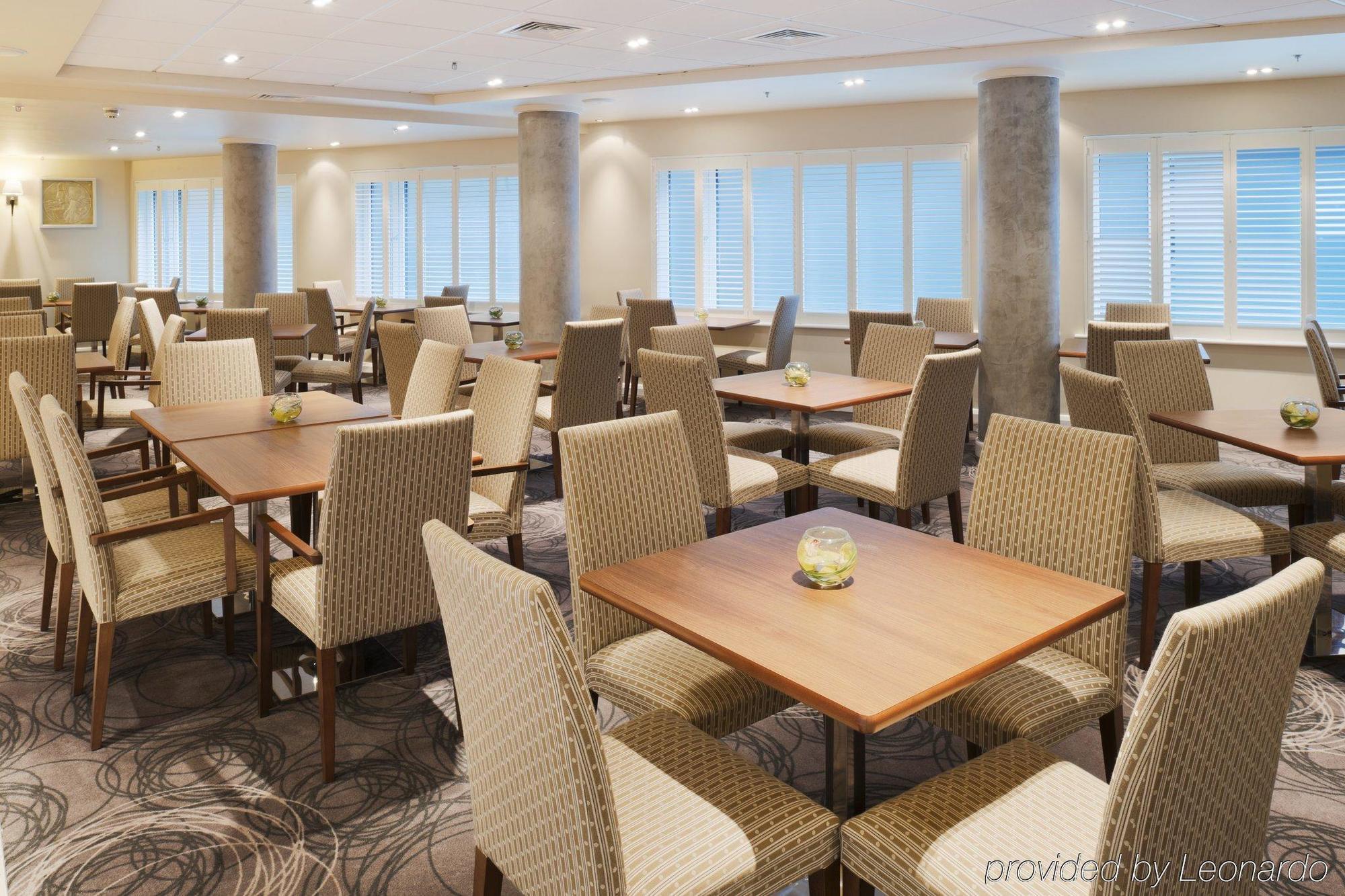 Holiday Inn Express Manchester City Centre By Ihg Restaurant photo